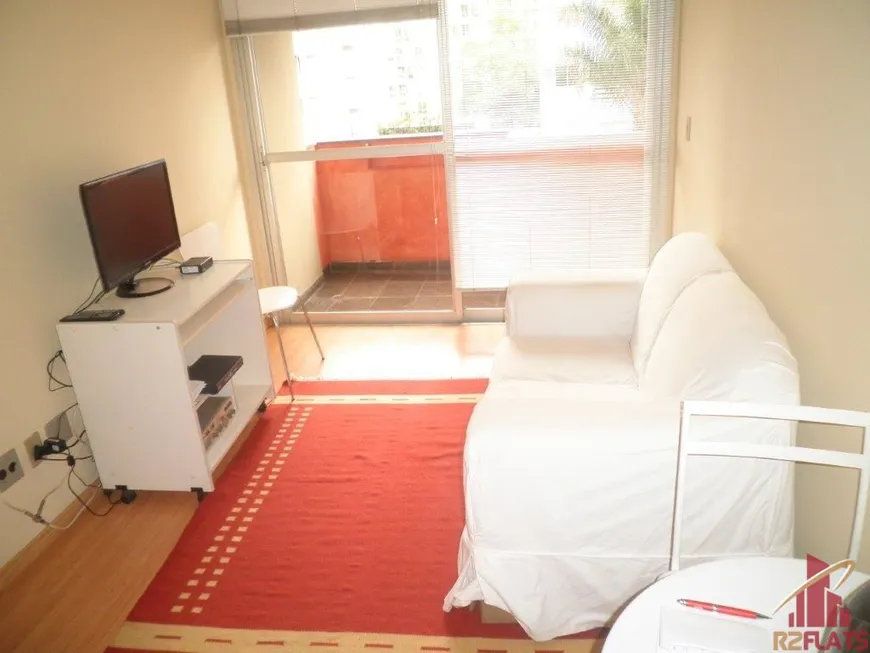 Foto 1 de Flat com 1 Quarto para alugar, 32m² em Moema, São Paulo