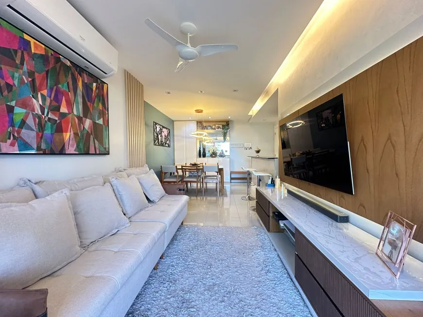 Foto 1 de Apartamento com 3 Quartos à venda, 89m² em Barra da Tijuca, Rio de Janeiro