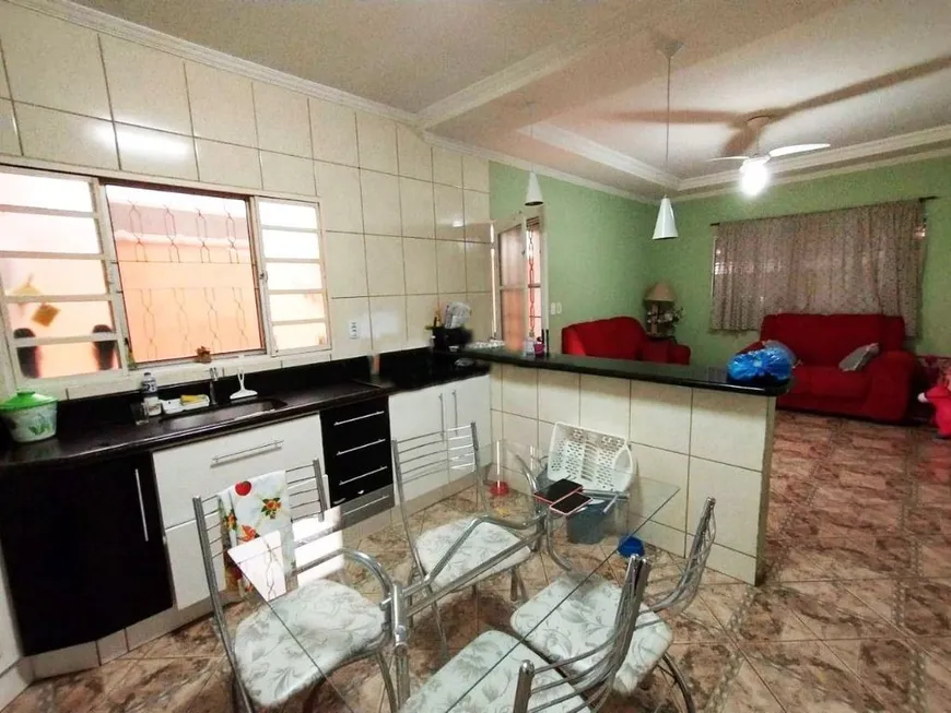 Foto 1 de Casa com 3 Quartos à venda, 187m² em Santo Antonio, Vinhedo