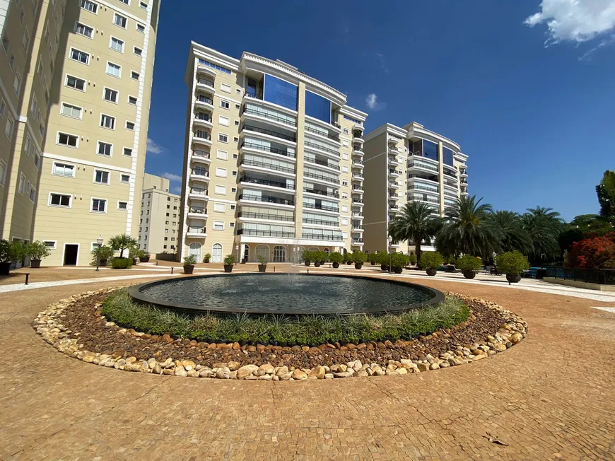 Foto 1 de Apartamento com 4 Quartos para alugar, 240m² em Centro, Piracicaba