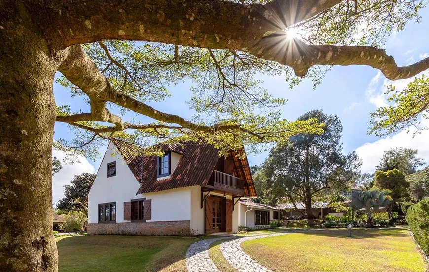 Foto 1 de Casa de Condomínio com 4 Quartos à venda, 750m² em Unidade de Vizinhancas Quintas Morro do Chapeu, Nova Lima