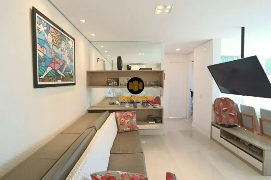 Foto 1 de Apartamento com 2 Quartos à venda, 70m² em Vila Mariana, São Paulo