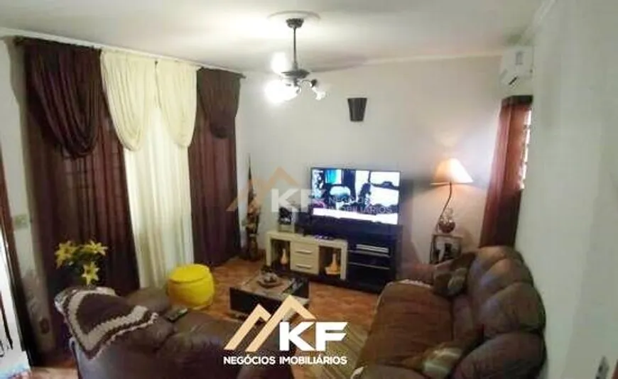 Foto 1 de Casa com 3 Quartos à venda, 150m² em Ipiranga, Ribeirão Preto