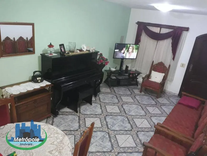 Foto 1 de Sobrado com 2 Quartos à venda, 90m² em Vila das Bandeiras, Guarulhos