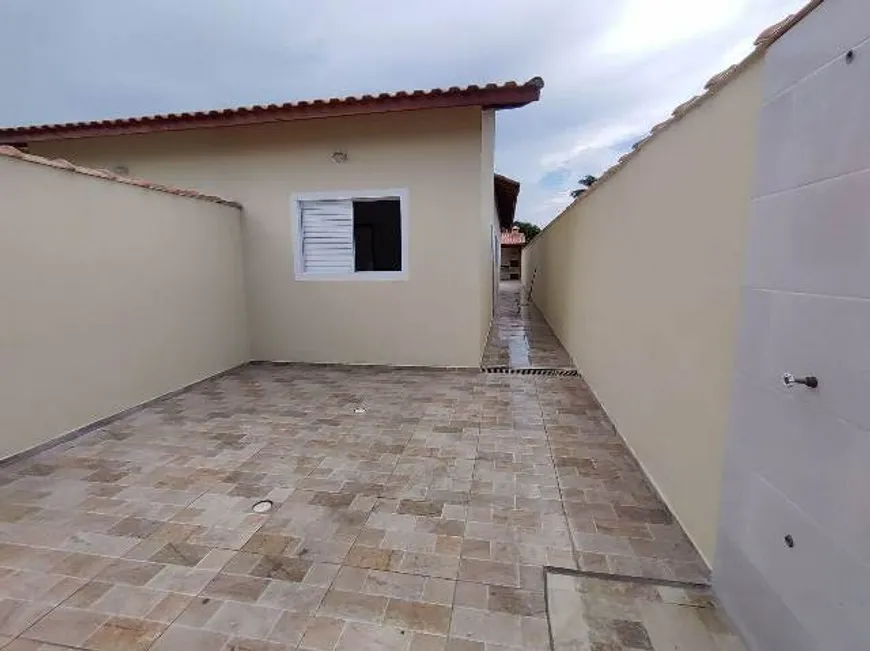 Foto 1 de Casa com 2 Quartos à venda, 70m² em São Fernando, Itanhaém