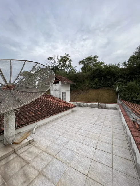 Foto 1 de Casa com 3 Quartos à venda, 200m² em Centro, Brusque