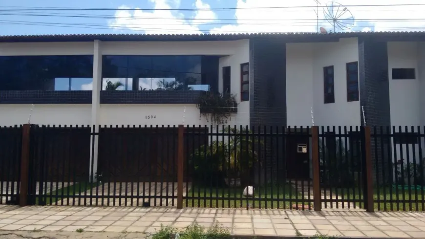 Foto 1 de Casa com 5 Quartos à venda, 617m² em Lagoa Nova, Natal