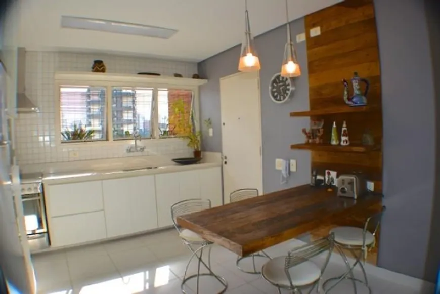 Foto 1 de Apartamento com 3 Quartos à venda, 380m² em Morumbi, São Paulo