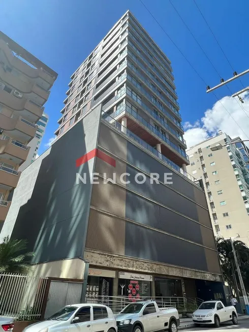 Foto 1 de Apartamento com 3 Quartos à venda, 137m² em Meia Praia, Itapema