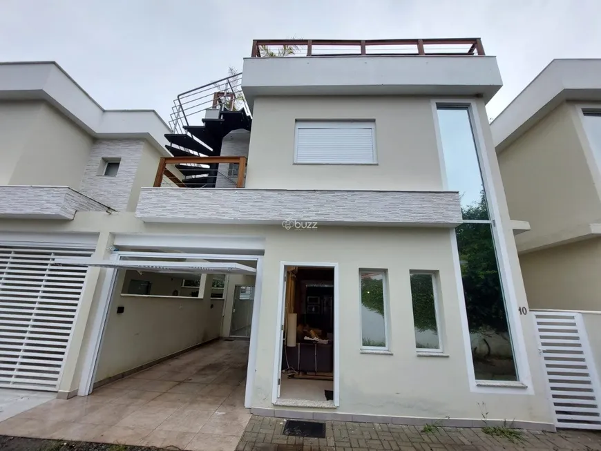 Foto 1 de Casa com 3 Quartos para alugar, 145m² em Lagoa da Conceição, Florianópolis