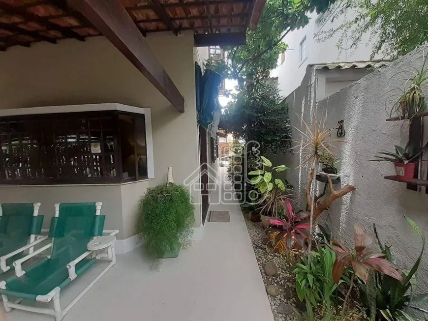 Foto 1 de Casa com 4 Quartos à venda, 280m² em Piratininga, Niterói