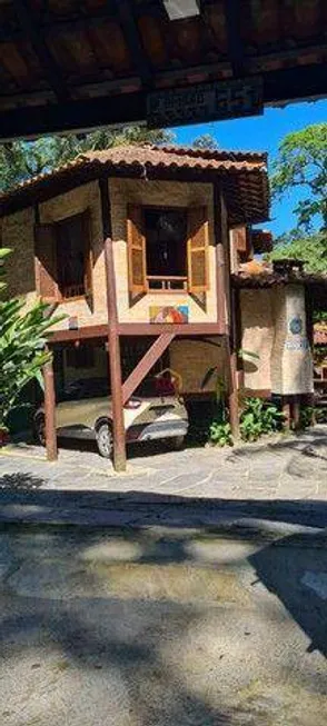 Foto 1 de Casa com 5 Quartos à venda, 240m² em Praia de Camburí, São Sebastião