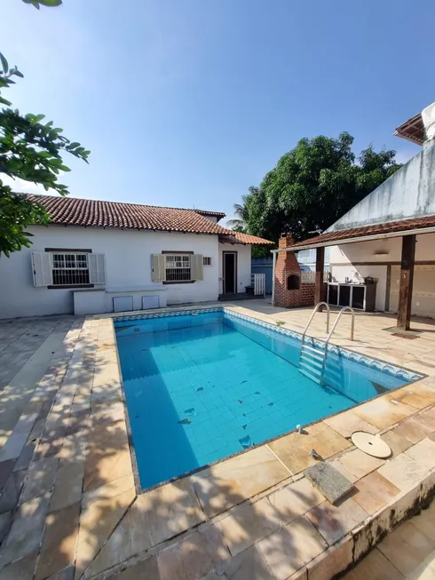 Foto 1 de Casa com 3 Quartos para alugar, 200m² em Maravista, Niterói