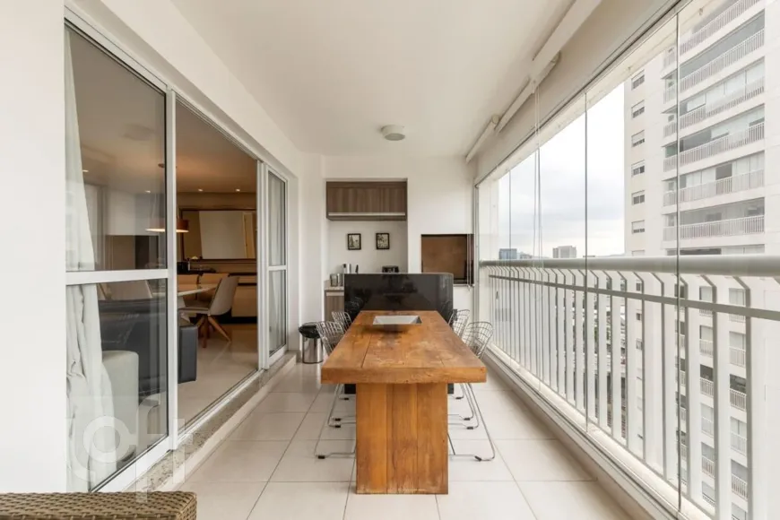 Foto 1 de Apartamento com 4 Quartos à venda, 126m² em Barra Funda, São Paulo