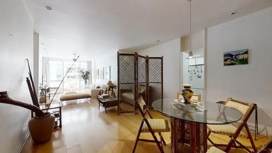 Foto 1 de Apartamento com 1 Quarto à venda, 125m² em Copacabana, Rio de Janeiro