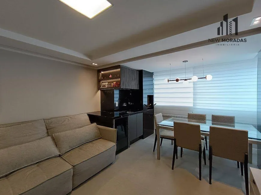 Foto 1 de Apartamento com 3 Quartos à venda, 69m² em Campo Comprido, Curitiba