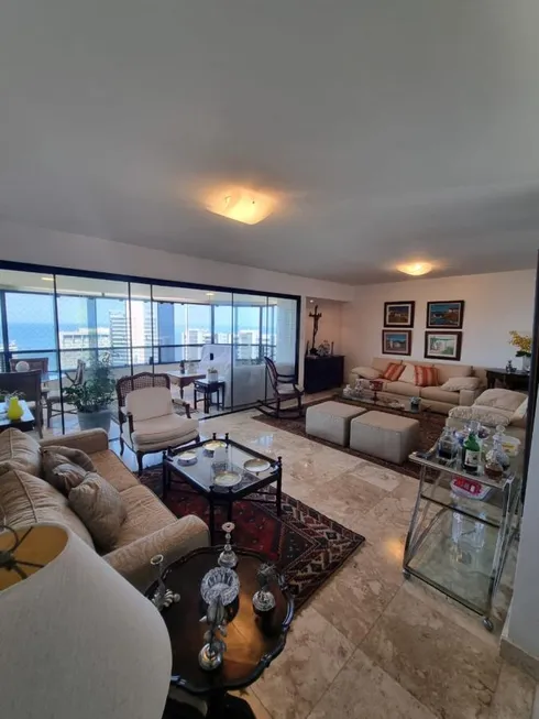 Foto 1 de Apartamento com 4 Quartos à venda, 298m² em Ondina, Salvador