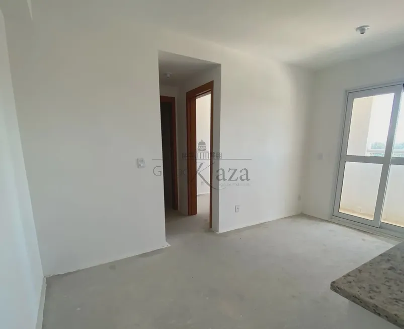 Foto 1 de Apartamento com 2 Quartos à venda, 46m² em Jardim Califórnia, Jacareí
