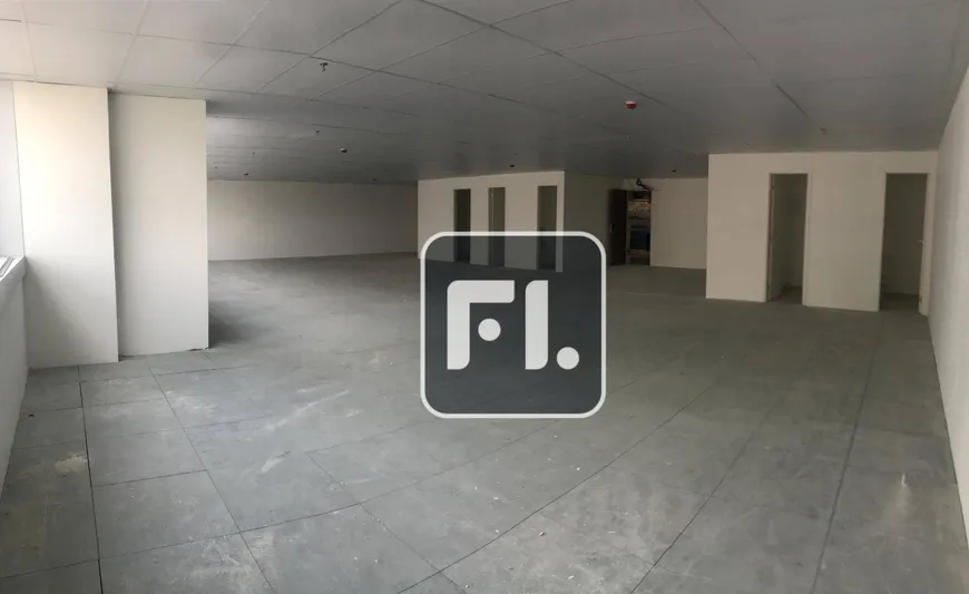 Foto 1 de Sala Comercial para venda ou aluguel, 63m² em Alphaville, Barueri