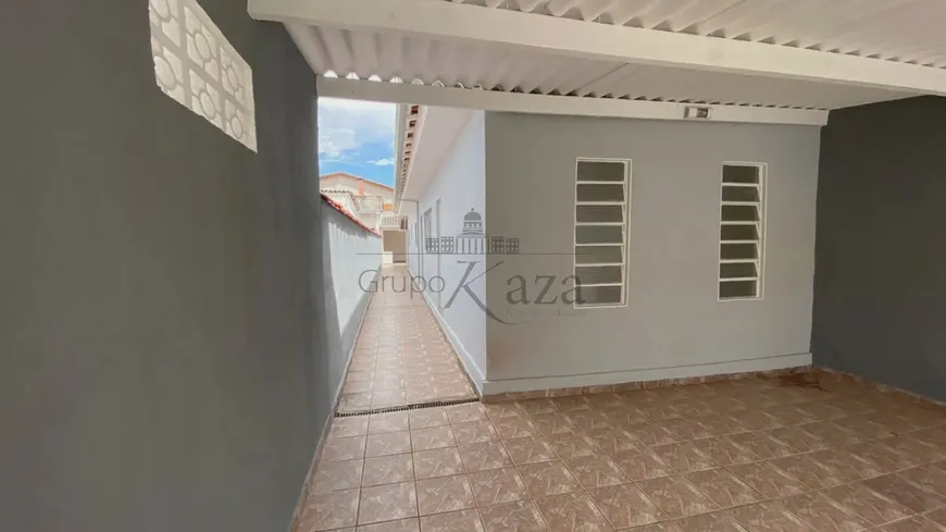 Foto 1 de Casa com 2 Quartos à venda, 135m² em Jardim do Vale, Jacareí