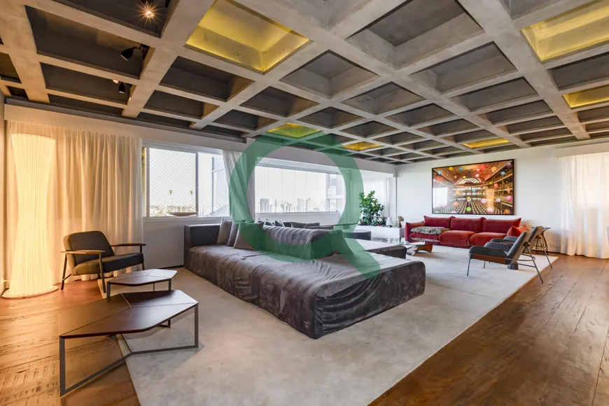 Foto 1 de Apartamento com 2 Quartos à venda, 300m² em Jardim América, São Paulo