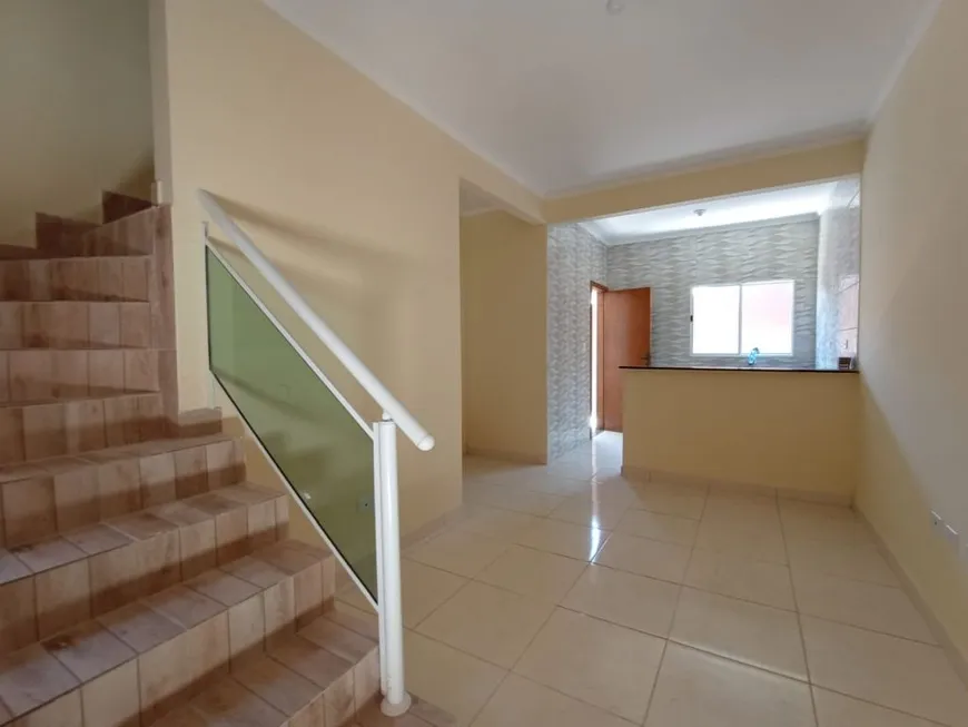 Foto 1 de Casa de Condomínio com 2 Quartos à venda, 53m² em Tude Bastos, Praia Grande