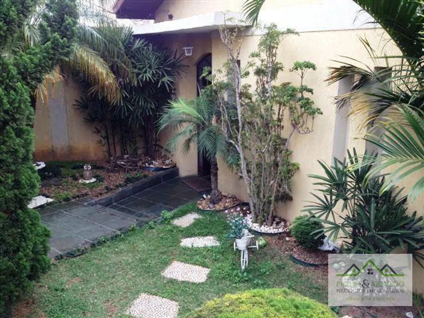 Foto 1 de Casa com 5 Quartos à venda, 300m² em Vila Sônia, São Paulo