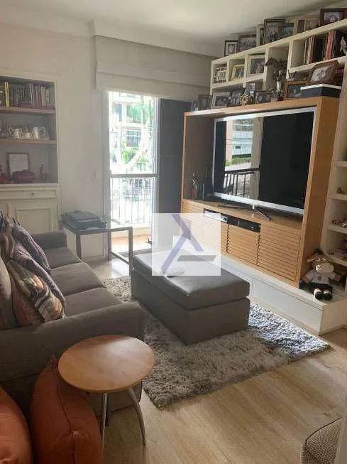 Foto 1 de Apartamento com 3 Quartos à venda, 175m² em Moema, São Paulo