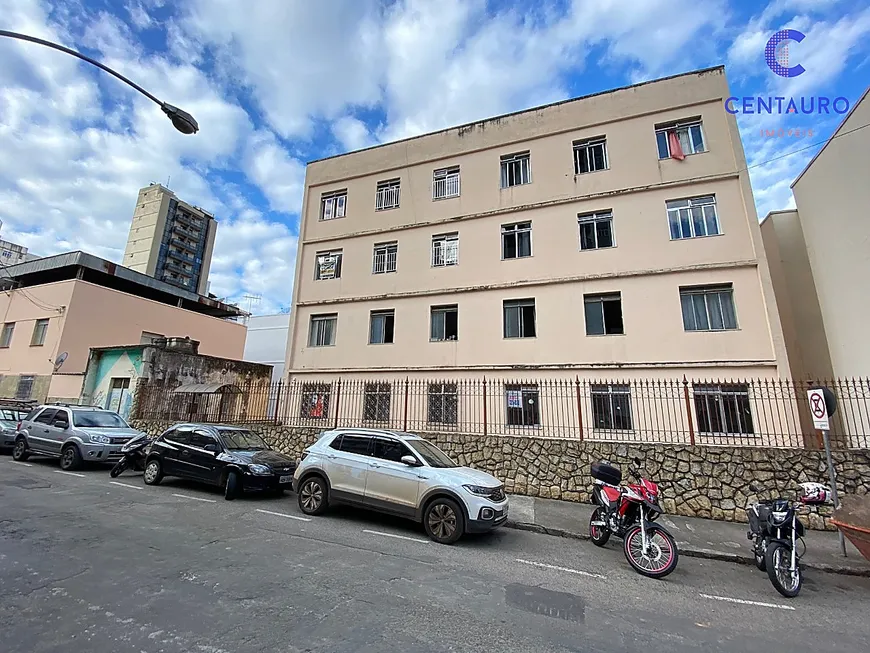 Foto 1 de Apartamento com 3 Quartos para venda ou aluguel, 80m² em Centro, Juiz de Fora