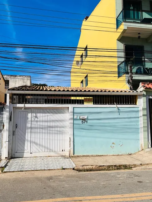 Foto 1 de Casa com 2 Quartos à venda, 185m² em Miramar, Macaé