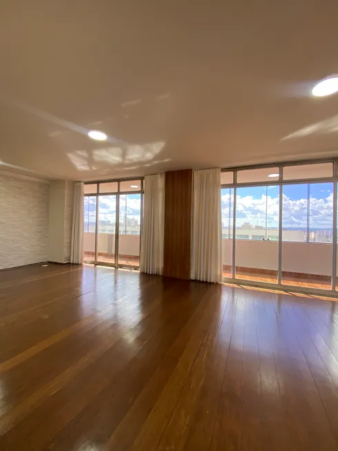 Foto 1 de Apartamento com 5 Quartos à venda, 540m² em Setor Sul, Goiânia