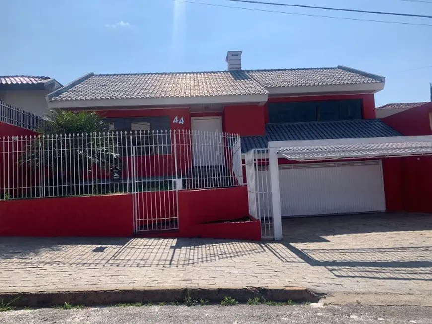 Foto 1 de Casa com 4 Quartos à venda, 303m² em Estrela, Ponta Grossa