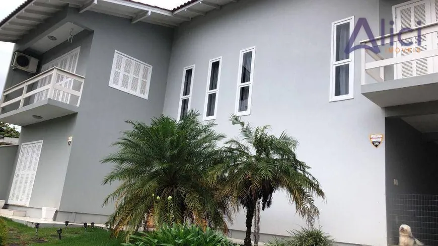 Foto 1 de Casa com 4 Quartos à venda, 220m² em Campeche, Florianópolis