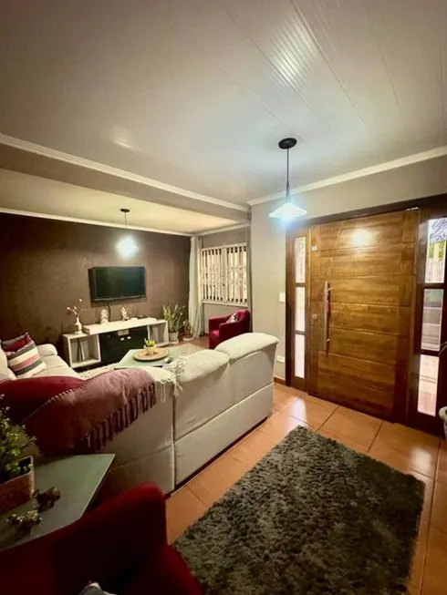 Foto 1 de Casa com 3 Quartos à venda, 180m² em Vinhedos, São Roque