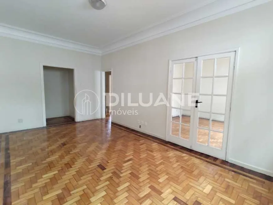 Foto 1 de Apartamento com 3 Quartos à venda, 114m² em Leblon, Rio de Janeiro