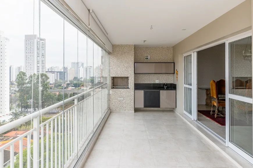 Foto 1 de Apartamento com 3 Quartos à venda, 175m² em Brooklin, São Paulo