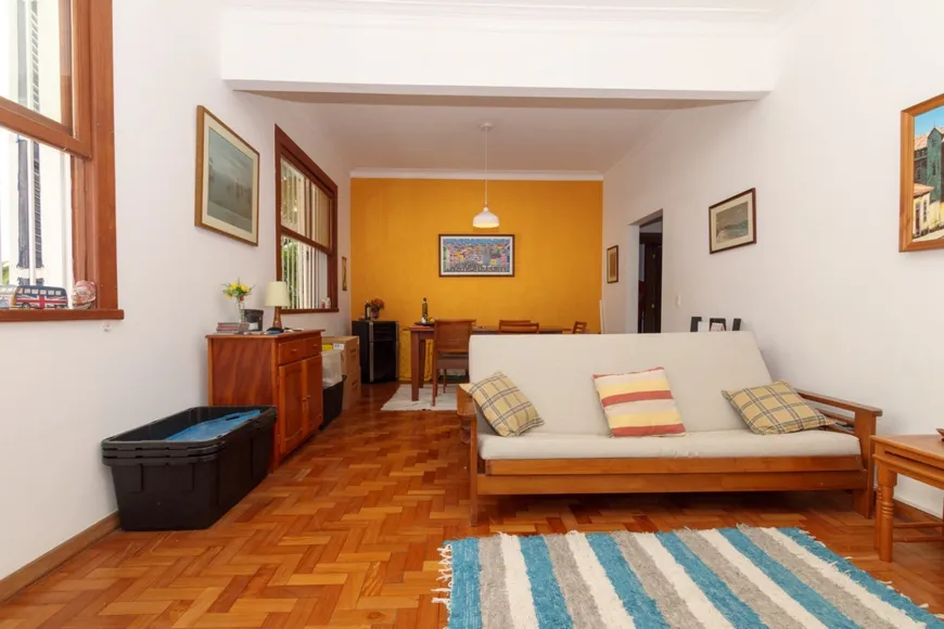 Foto 1 de Apartamento com 3 Quartos à venda, 115m² em Lagoa, Rio de Janeiro