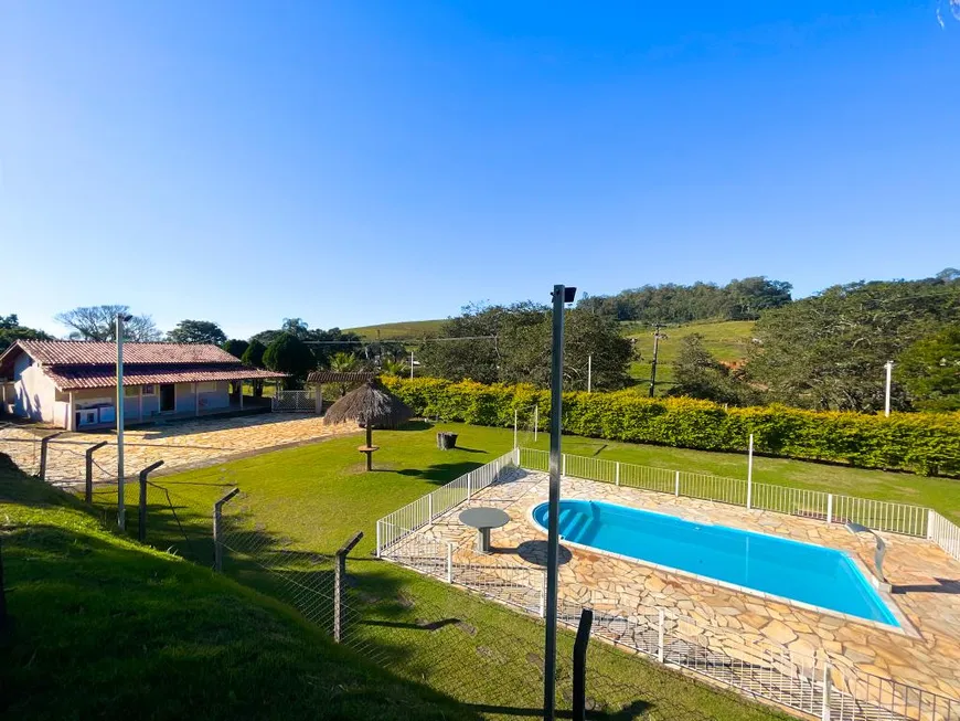 Foto 1 de Fazenda/Sítio com 3 Quartos à venda, 1800m² em Centro, Socorro