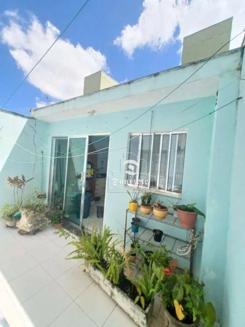 Foto 1 de Sobrado com 2 Quartos para venda ou aluguel, 144m² em Vila Cecilia Maria, Santo André
