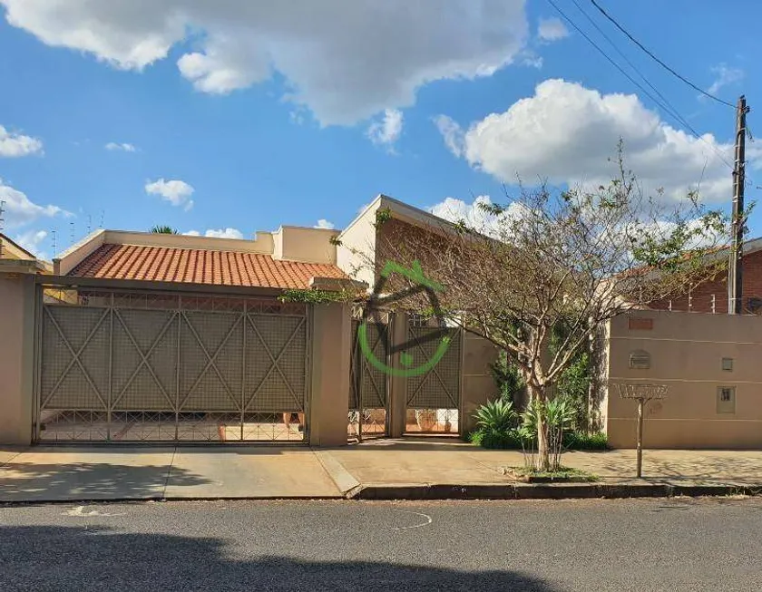 Foto 1 de Casa com 3 Quartos à venda, 262m² em Vila Sedenho, Araraquara