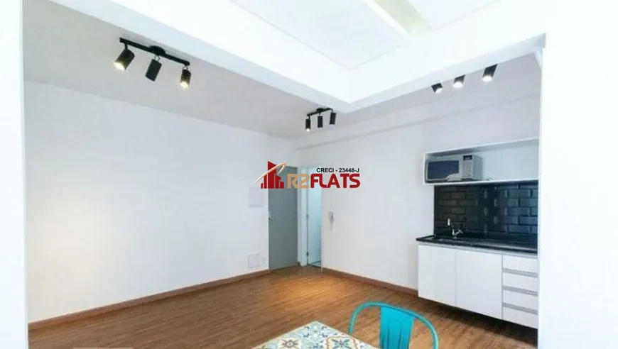 Foto 1 de Flat com 1 Quarto para alugar, 25m² em Vila Olímpia, São Paulo