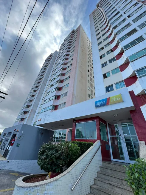 Foto 1 de Apartamento com 3 Quartos à venda, 69m² em Patamares, Salvador