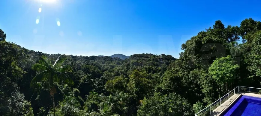 Foto 1 de Casa com 4 Quartos à venda, 700m² em São Pedro, Guarujá