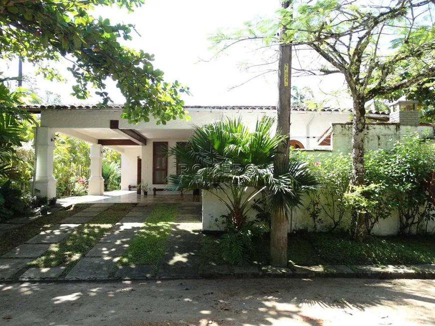 Foto 1 de Casa com 4 Quartos à venda, 269m² em Praia do Lazaro, Ubatuba