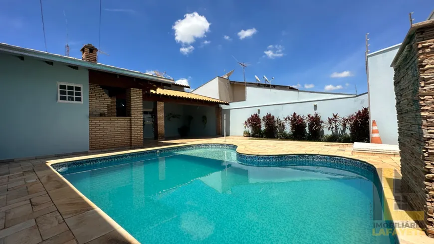 Foto 1 de Casa com 3 Quartos à venda, 192m² em Jardim São Marcos, São José do Rio Preto