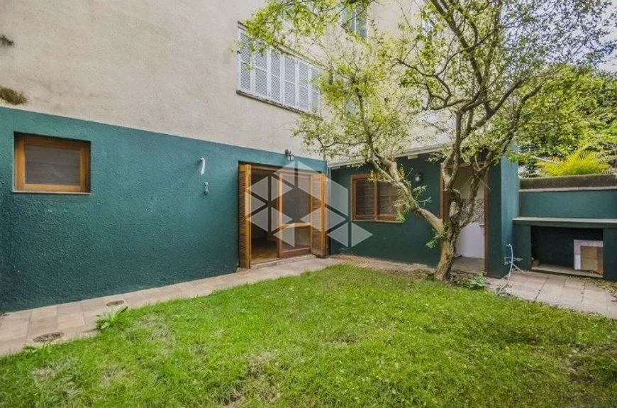 Foto 1 de Apartamento com 1 Quarto à venda, 32m² em Santana, Porto Alegre