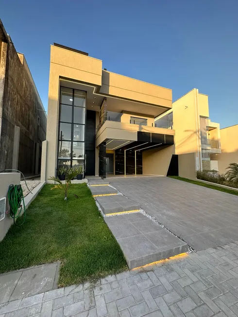 Foto 1 de Casa de Condomínio com 3 Quartos à venda, 220m² em Luzardo Viana, Maracanaú