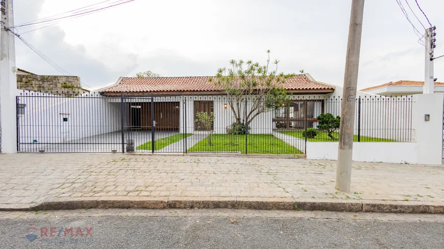 Foto 1 de Casa com 4 Quartos à venda, 253m² em Jardim Social, Curitiba