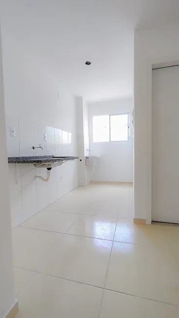 Foto 1 de Apartamento com 3 Quartos para alugar, 110m² em Parque Verde I, Camaçari