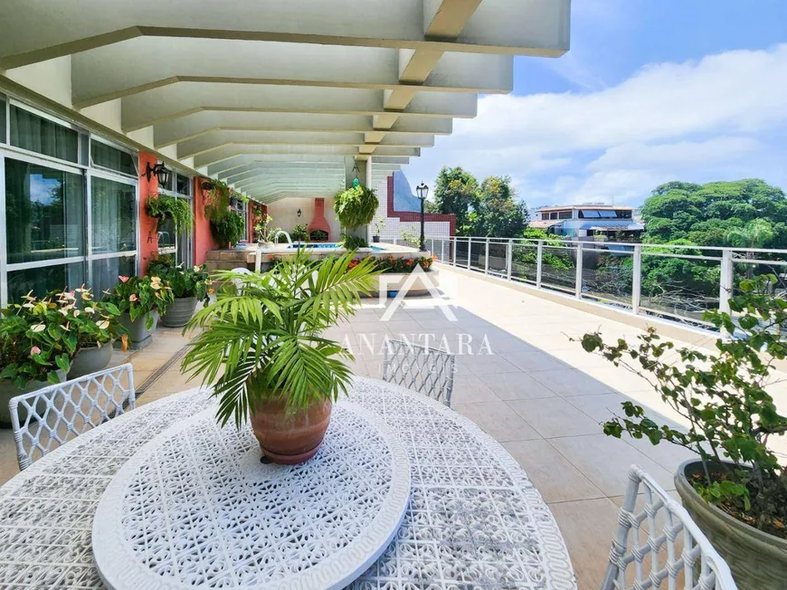 Foto 1 de Cobertura com 5 Quartos à venda, 296m² em Jardim Oceanico, Rio de Janeiro